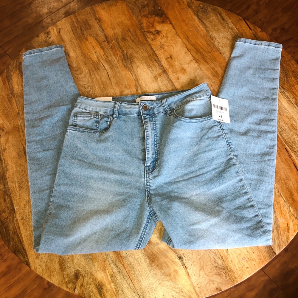 NWT high waisted jeans